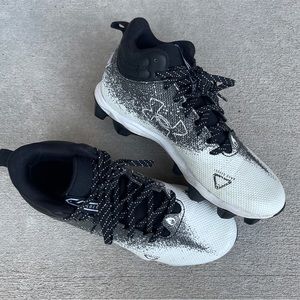 Under Armour - Football Cleats